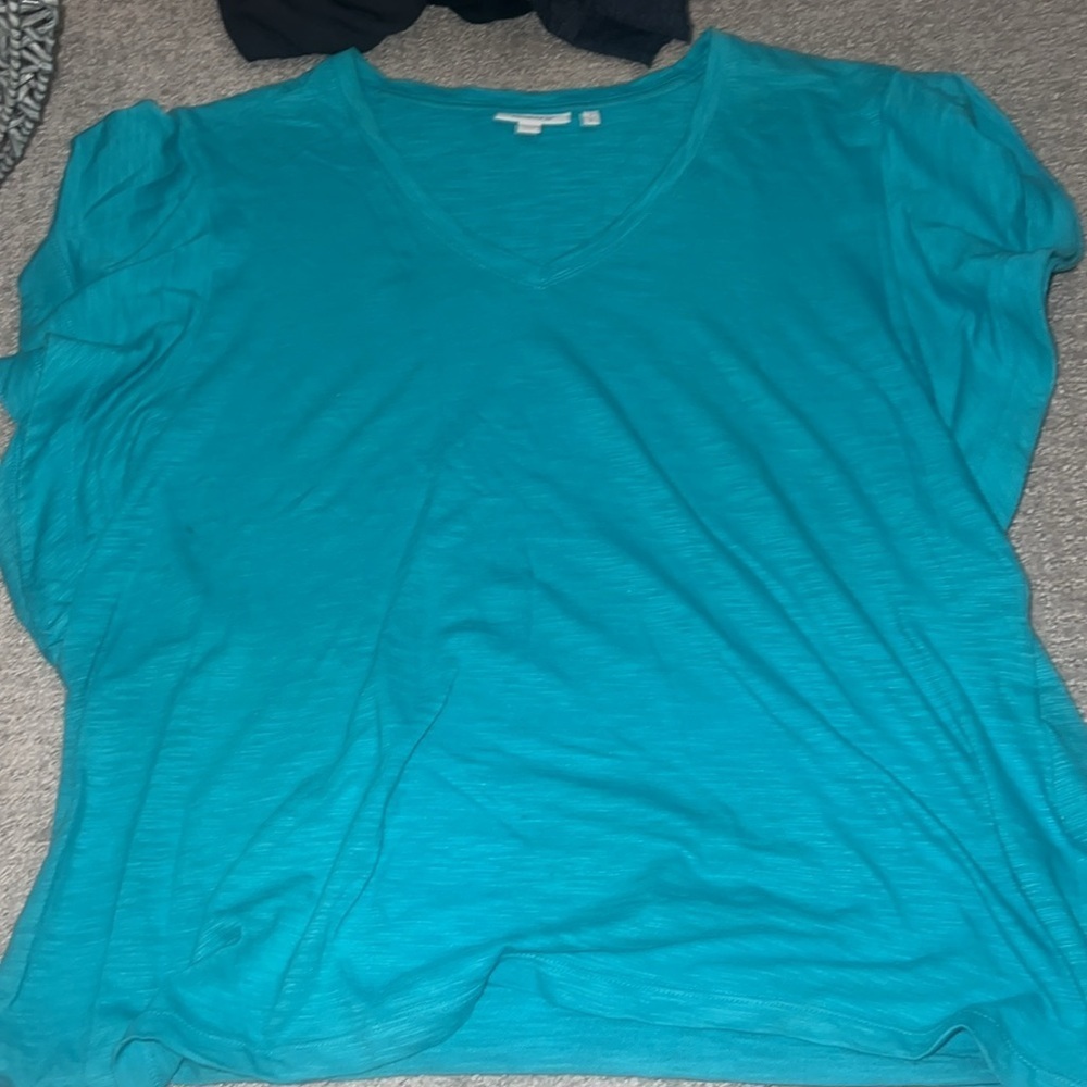 Chicos v neck t shirt - Picture 2 of 4
